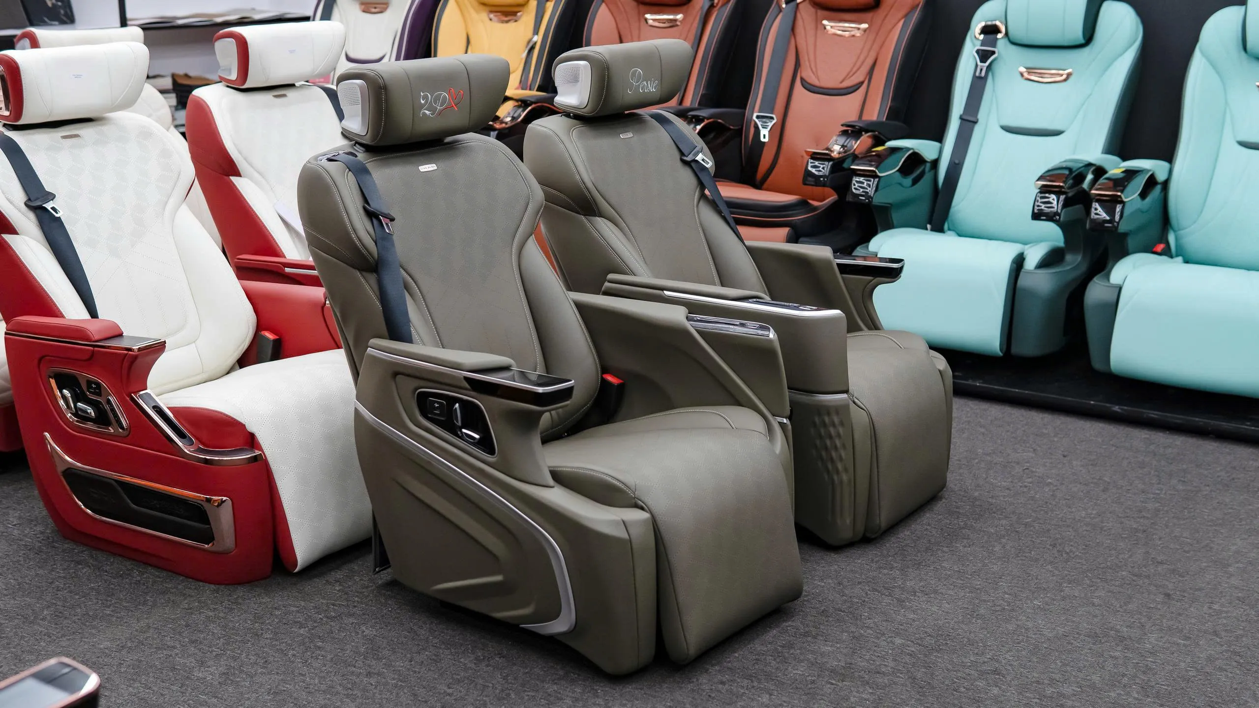 Quy trình đúc thảm TPE tại xưởng Ngọc Phát Auto